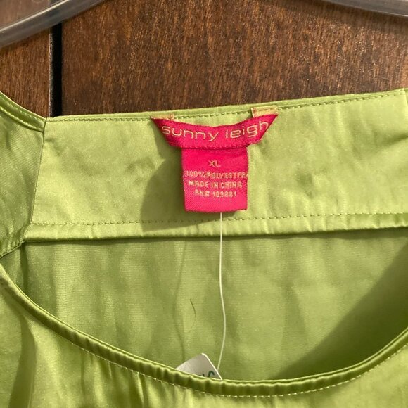 NWT Sunny Leigh lime green sleeveless top sz XL - Picture 3 of 3